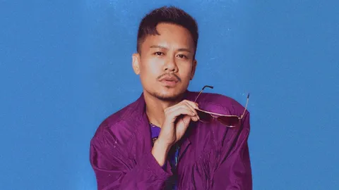 “สิงโต นำโชค” ตีแผ่ชีวิตวัยเด็กในเพลง “บุรีรัมย์” ยกกองไปสถานที่จริง ภาพเก่าๆหวนกลับมา