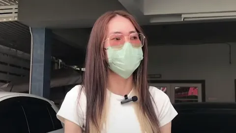 แบบนี้ไม่ให้เกียรติ "นักร้องสาว" ทวงศักดิ์ศรีหลังถูกลูกค้า "ลวนลาม-ตบหัว"