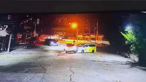 เตรียมแจ้งพยายามฆ่า ไทย-จีน ตีกันยับ ขับรถไล่ชนหน้าผับพัทยา (คลิป)