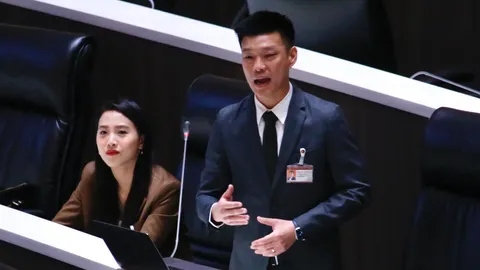 "ณัฐพงษ์" ชี้ รมว.อีดีเอส สอบตก 3 จาก 10 นโยบาย ผ่าน 200 วัน ไม่ได้ทำอะไร