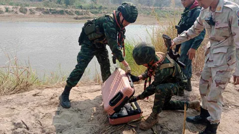 ยึดจรวดอาร์พีจี กระสุนปืนสงคราม พ่อค้าอาวุธขนจ่อชายแดนแม่สอด  