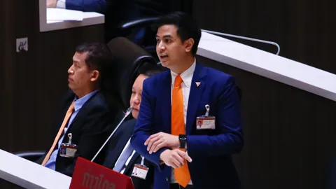 "พริษฐ์" ซัด รัฐบาล ตลก 6 ฉาก ได้รัฐธรรมนูญฉบับใหม่ ซ่อนเงื่อนไข ทำให้ล่าช้า