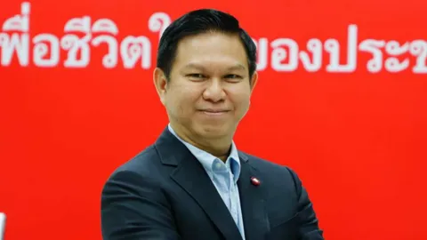 “วรวัจน์” ชี้ รัฐบาลต้องปรับ 3 แผน งาน-เงิน-คน ในการใช้งบฯ ปี 67