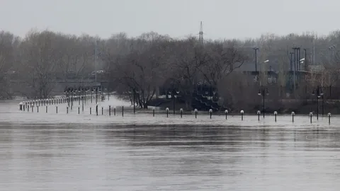 สะพรึง ‘หิมะละลาย’ รัสเซียอาจเจอน้ำท่วมหนักสุดในรอบ 70 ปี หลังทำเขื่อนแตก