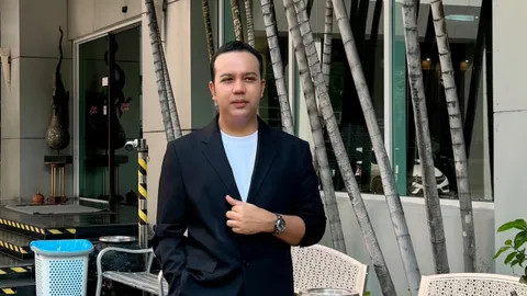 "แพรรี่" แซวดราม่าสาวกับพระ ชี้คนคิดน้อยส่วนใหญ่เสร็จทุกราย ถูกหลอกอดีตชาติ