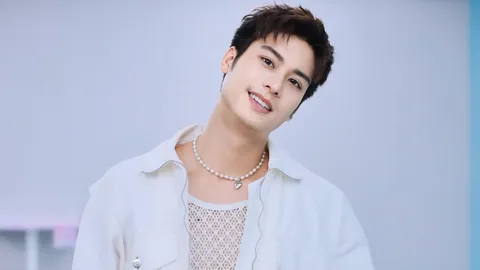 ส่องความหล่อ ออกัส วชิรวิชญ์ โด่งดังจากบท อาสี่ ใน กรงกรรม สู่พระเอกช่อง 3 