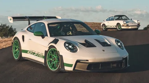 ล้วงตับ PORSCHE 911 GT3 RS 2024 ทุกชิ้นส่วนเพื่อลดเวลาต่อรอบในสนามแข่ง! 