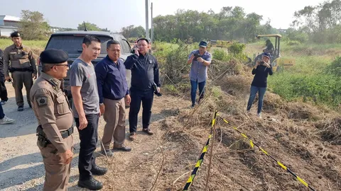 เร่งไขคดี