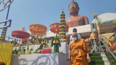 ส่องเลขหางประทัด วันเกิด "หลวงพ่อสมหวัง" สาวดีใจจับสลากทำบุญ ได้รางวัลใหญ่