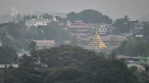 กบฏถอนทัพจากเมียวดี KNU อัดกองกำลัง BGF ปล่อยทัพรัฐบาลเข้าเมือง