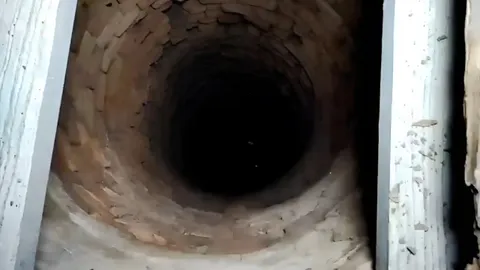 รอดปาฏิหาริย์ หนูน้อยเล่นซ่อนหา พลัดตกบ่อน้ำอายุกว่า 100 ปี ลึกกว่า 10 เมตร