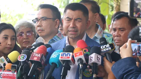 "บิ๊กโจ๊ก" ยันปลดป้ายชื่อไม่ใช่ฝีมือลูกน้อง สนลง สว. จ่อฟ้อง "บิ๊กต่าย" (คลิป)