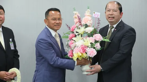 "สมศักดิ์" อำลาตำแหน่ง "รองนายกฯ" ฝากข้าราชการช่วยขับเคลื่อนงานต่อ