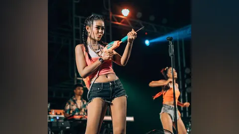 เปิดตัวเลขคิวงาน ลำไย ไหทองคำ ยอดปี 67 สุดสะพรึง ล่าสุดคิวยาวถึงปี 69