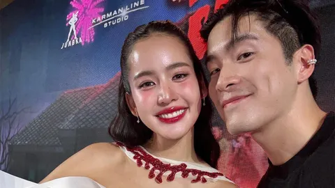 แฟนดีเด่น “อาเล็ก” ซัพพอร์ต “โบว์” ชมหนัง “อนงค์” รอบกาลา ดูด้วยกัน กลัวด้วยกัน