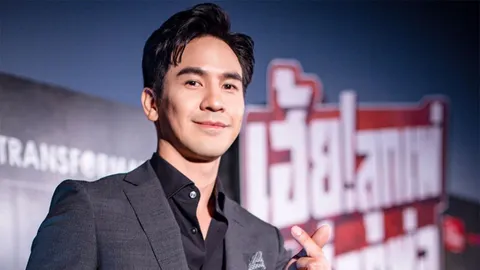 ฝีพายเรือพี่หมื่น "โป๊ป" แยกย้าย หลังแม่นาย "เบลล่า" มีหนุ่มข้างกายร่วมงานบุญ