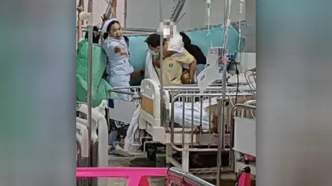 แห่ชื่นชม "พยาบาล-เจ้าหน้าที่" ช่วยคนไข้สุดชีวิต จากพายุฤดูร้อนถล่ม