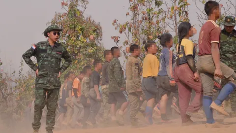 กะเหรี่ยงคะยา KA ฝึกทหารหญิง กองกำลังรักษามั่นคงชายแดนเมืองชาดอว์ 