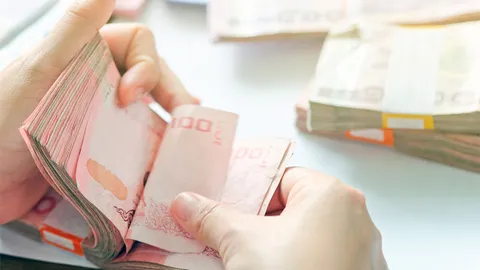 ค่าแรง 400 บริษัทธุรกิจพัง-ตกงานระนาว