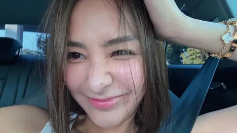 โหมดอวดแฟน "ชิปปี้-ศิรินทร์" โพสต์คลิปแมวพร้อมแฟนหนุ่มจุ๊บแก้ม 1 ฟอด