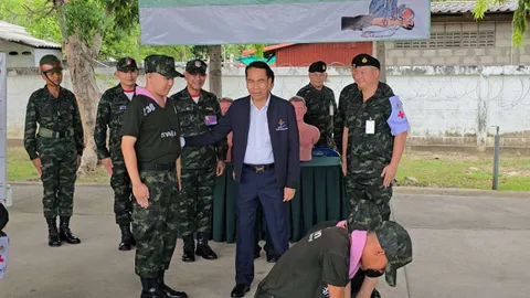 รมว.กห. เยี่ยมหน่วยฝึกทหารใหม่ พัน.มทบ.15 มอบแนวทางสู่ทหารอาชีพ