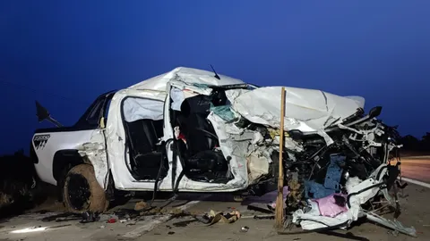 สลด เอฟซีตามดูลิเกไชยา มิตรชัย ปิกอัพชนรถพ่วง ดับ 3 ศพ