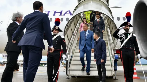 นายกฯ บินจากปารีส ถึงมิลาน-อิตาลีแล้ว เตรียมปฏิบัติภารกิจต่อ