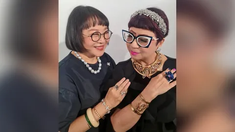 “แฝดริษยา”