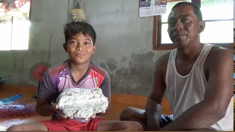 ประกาศขายอ้วกวาฬ หนุ่มน้อยวัย16 ปี ฝันเป็นจริง เจอที่ชายหาด 