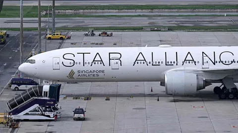 สรุปเจ็บ 104 โคม่า 20 ดับ 1 บินรับ 143 ชีวิต กลับสิงคโปร์