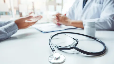 สธ.จับมือ 16 ม.รัฐผลิตแพทย์เพิ่มเพื่อชนบท ชี้หมอ 1 คนสร้างรายได้ให้ประเทศอื้อ