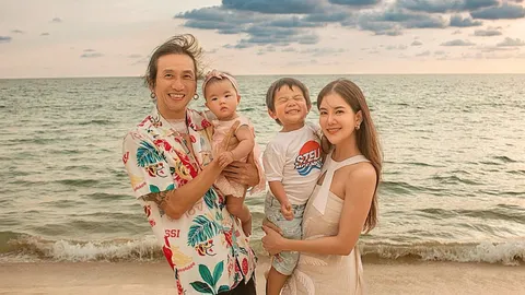 ก้อย รัชวิน อวยพรวันเกิด ตูน อายุครบ 45 ปี อวดของขวัญวันเกิดชิ้นใหญ่ของสามี