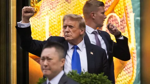 "โดนัลด์ ทรัมป์" ผิด 34 กระทง คดีจ่ายเงินปิดปากดาราหนังผู้ใหญ่