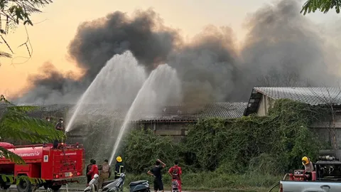 ไหม้โกดังเก็บสารเคมี