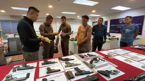 อดีตตำรวจป่วยตาย ทิ้งสมบัติเป็น "คลังแสง" ให้ลูกชาย 