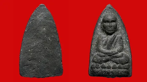 พระสมเด็จเมืองใต้ หลวงปู่ทวด วัดช้างให้ เนื้อว่าน รุ่นแรก พ.ศ.2497