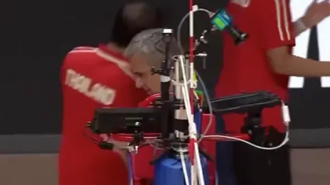 เกิดอะไรขึ้น เปิดปฏิกิริยา "โค้ชบราซิล" หลังทุบ "วอลเลย์บอลหญิงไทย" ศึกเนชันส์ลีก