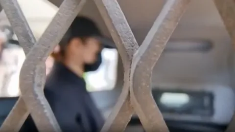 โดน 2 ข้อหา "ซ้อแทน" เจ้าหนี้พิเรนทร์ ตร.คุมฝากขัง-ยันไม่มีแบ็กหนุน