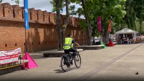 ประตูท่าแพโล่งตา นกพิราบหายไปเกือบหมด เจ้าหน้าที่คุมเข้ม-ฝ่าฝืนปรับ 2 พัน