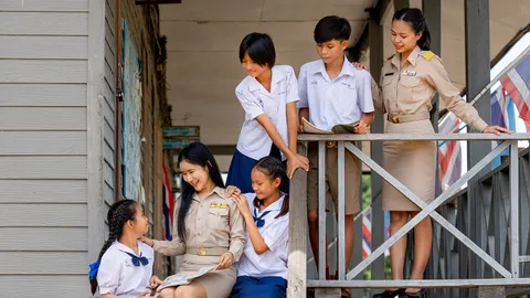 คณะกรรมการการศึกษาขั้นพื้นฐานยันไม่เพิ่มภาระงานครู