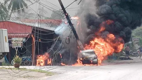 รถขนน้ำมันเถื่อนตรัง-พัทลุง คนขับหลับใน ชนไฟลุก สาหัส 2 