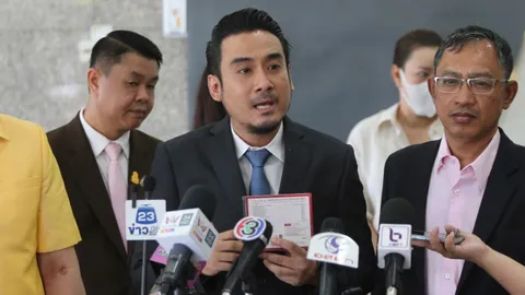 เบนซ์-มิค ส่ง ทนายเจมส์ นำอาหารเสริมส่งตรวจหาสารปนเปื้อนไซบูทรามีน