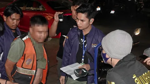 ล็อก จยย.หื่น! ลวงขยี้สาวจีน