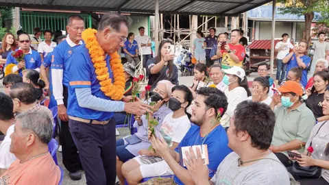 "บิ๊กแจ๊ส" อ้อนชาวปทุมฯ ขอคะแนนชิงนายก อบจ. ชู ต้องไปต่อ NEXT ปทุมธานี