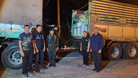 ฉก.พญานาคราช จับยางลักลอบนำเข้าสำแดงเท็จเป็นยางก้อนถ้วย 29.86 ตันที่ระนอง