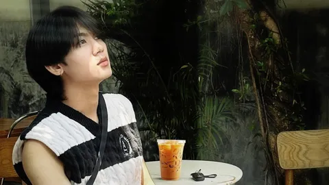 SUPER BOSS RECORD ส่งศิลปินรุ่นใหม่ "จีเจษ" ปล่อยซิงเกิลแรก "ชาเย็น(เพิ่มหวาน)"