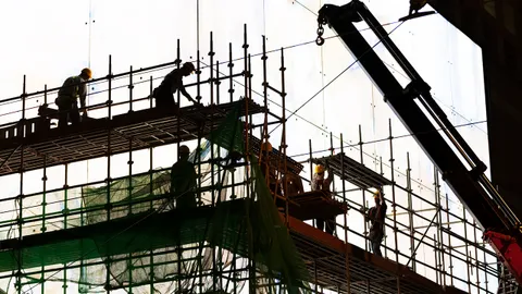 เร่งส่งออกแรงงานไทย ตะลึงเสียดุล! จับกังต่างด้าว 2 แสนล้าน/ปี