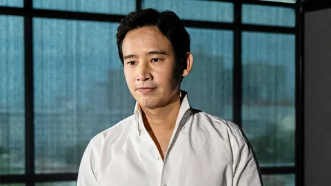 วิเคราะห์การเมือง : เล่นเลอะเทอะกับเด็ก