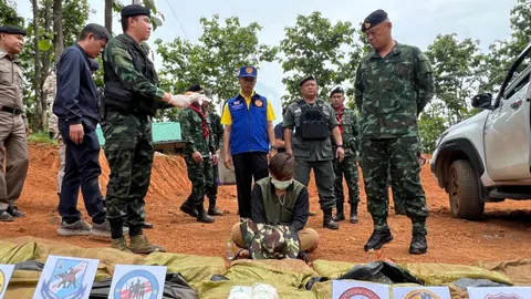 ร้อย.ม.4 ล่าแก๊งค้ายาบ้าแหกด่าน ก่อนจนมุม 1 ราย ยึดของกลาง 1.6 ล้านเม็ด 