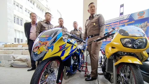 รวบหัวหมู่ M16
